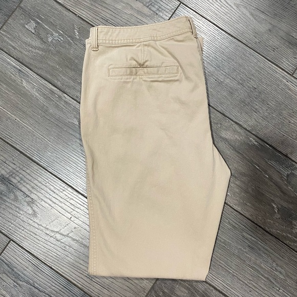 Size 14 The Flirt khakis from Old Navy - Picture 3 of 10